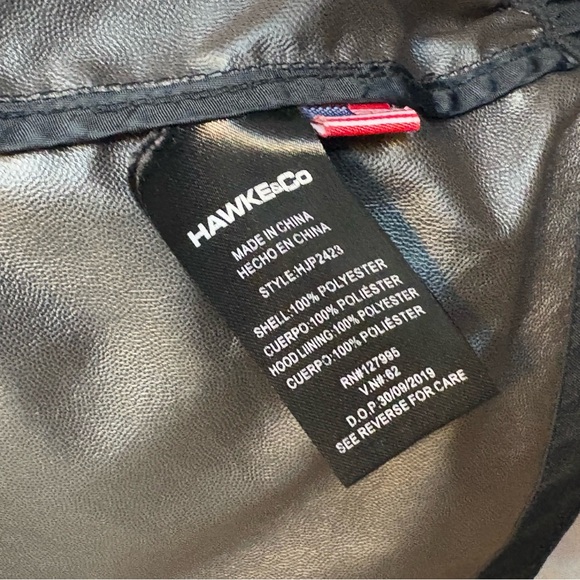 Men Hawke & Co Black Windbreaker - Picture 10 of 11